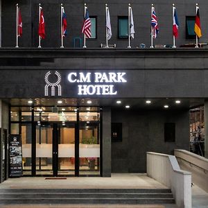 Cm Park Hotel Andong Exterior photo